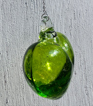 Load image into Gallery viewer, Blown hearts