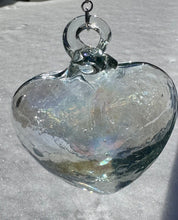 Load image into Gallery viewer, Blown hearts