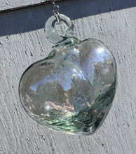 Load image into Gallery viewer, Blown hearts