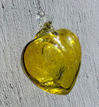 Load image into Gallery viewer, Blown hearts