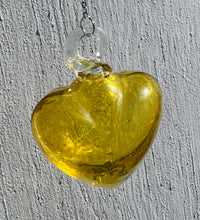 Load image into Gallery viewer, Blown hearts