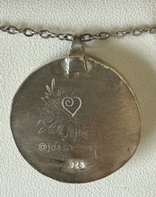 Load image into Gallery viewer, Blue circle
