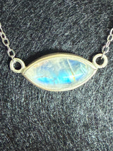 Load image into Gallery viewer, Moonstone necklace

