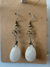 Load image into Gallery viewer, Earrings
